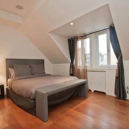 Loft Faubourg Saint Honore Paris